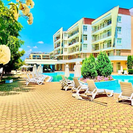 Grand Kamelia Holiday Complex 써니비치 외부 사진
