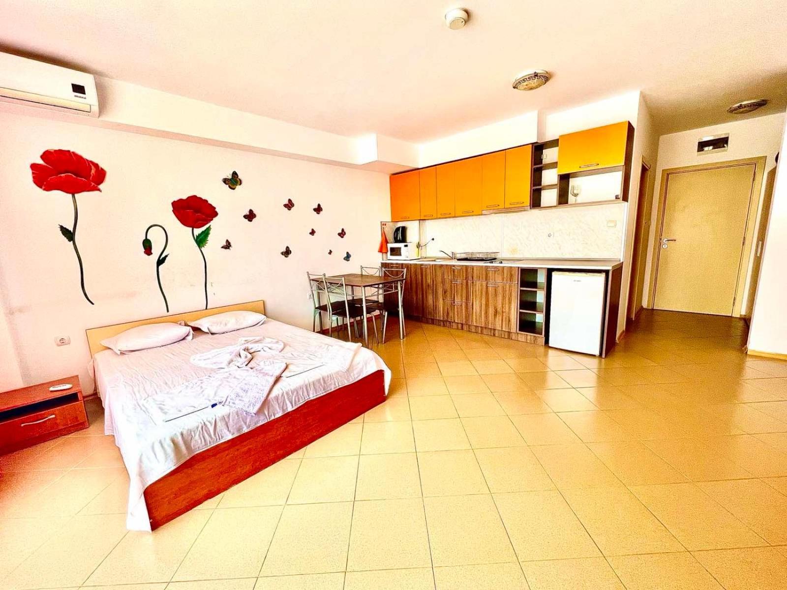 Grand Kamelia Holiday Complex 써니비치 외부 사진